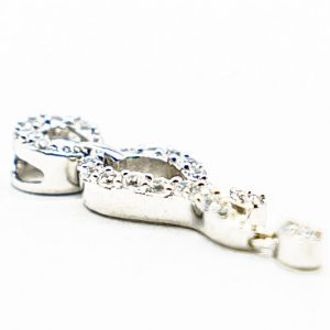 Alternative view of Lovely